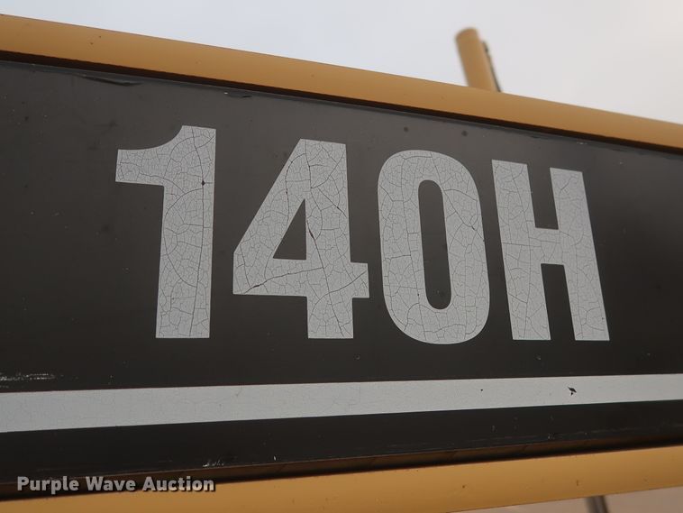 image for item DH0965 2001 Caterpillar 140H VHP  motor grader