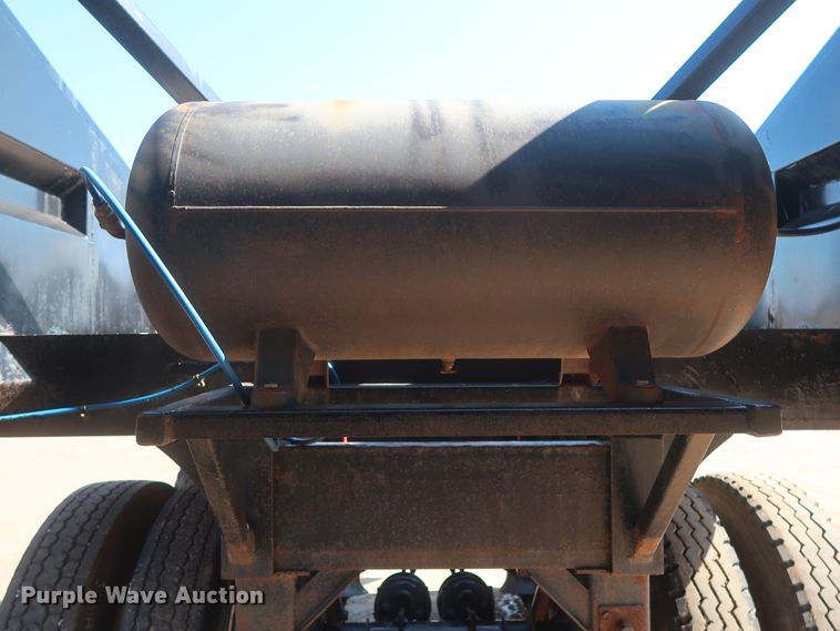 image for item HT9660 2013 Dakota bottom dump trailer