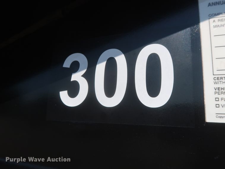 image for item HT9660 2013 Dakota bottom dump trailer