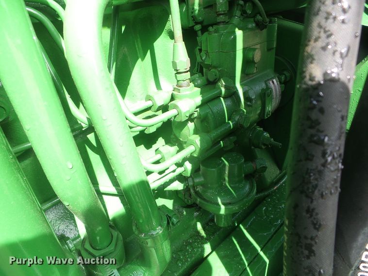 image for item DD0394 1972 John Deere 4320  tractor