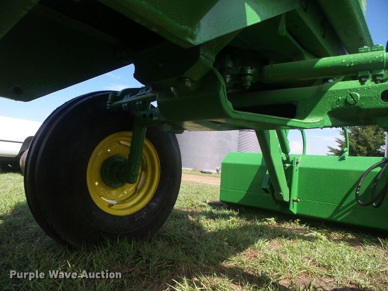 image for item DD0394 1972 John Deere 4320  tractor