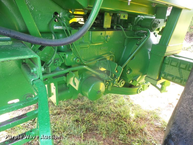 image for item DD0394 1972 John Deere 4320  tractor