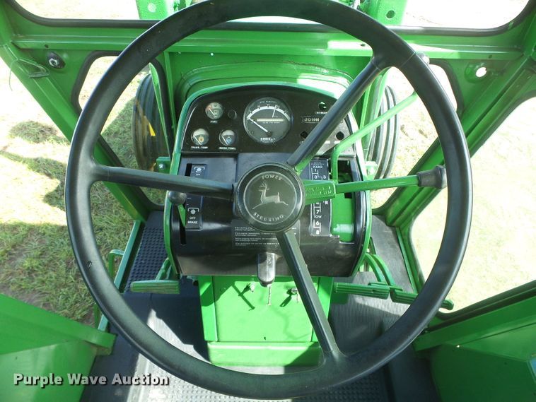 image for item DD0394 1972 John Deere 4320  tractor