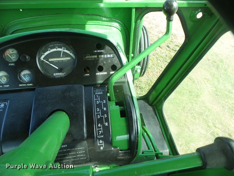 image for item DD0394 1972 John Deere 4320  tractor