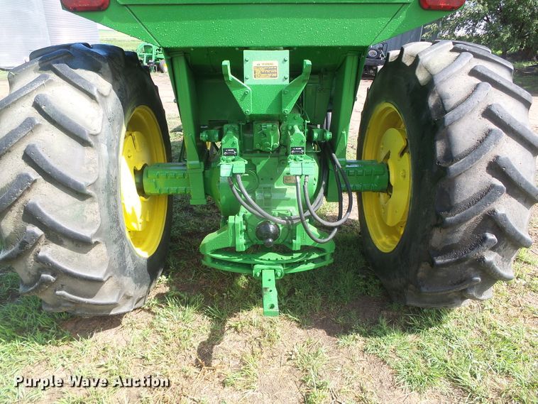 image for item DD0394 1972 John Deere 4320  tractor