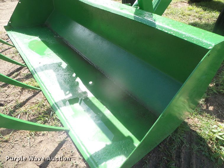 image for item DD0394 1972 John Deere 4320  tractor