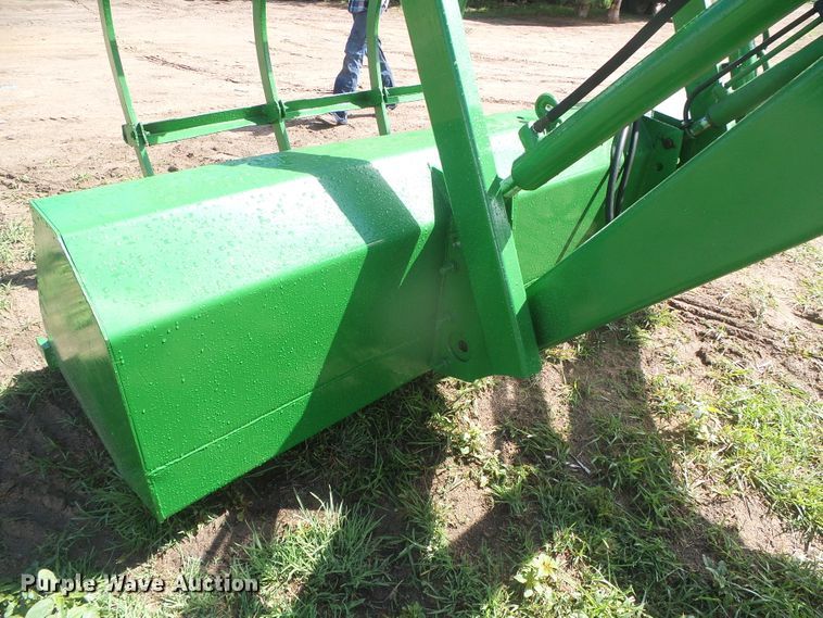 image for item DD0394 1972 John Deere 4320  tractor