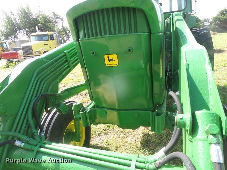 image for item DD0394 1972 John Deere 4320  tractor