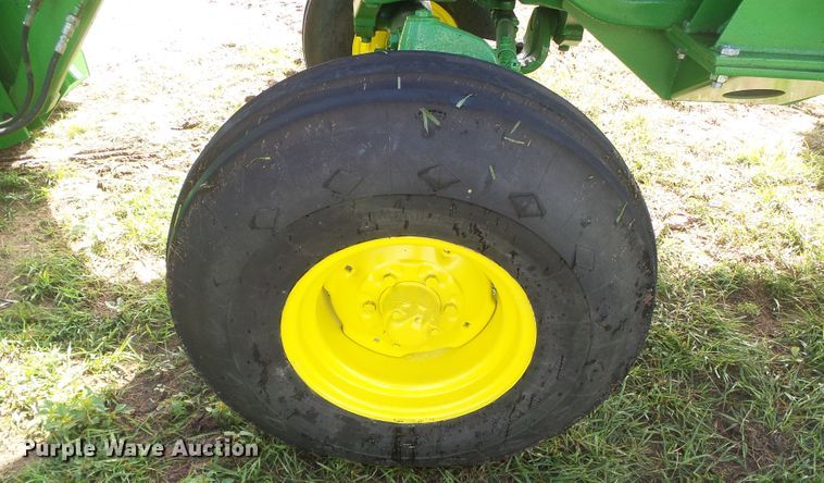 image for item DD0394 1972 John Deere 4320  tractor