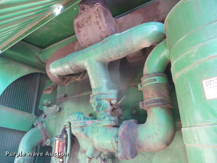 image for item DD0416 1941 Oliver 99  tractor