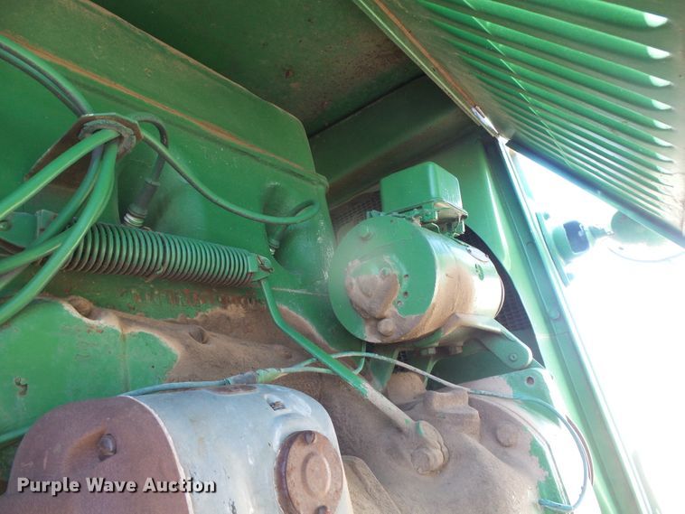 image for item DD0416 1941 Oliver 99  tractor