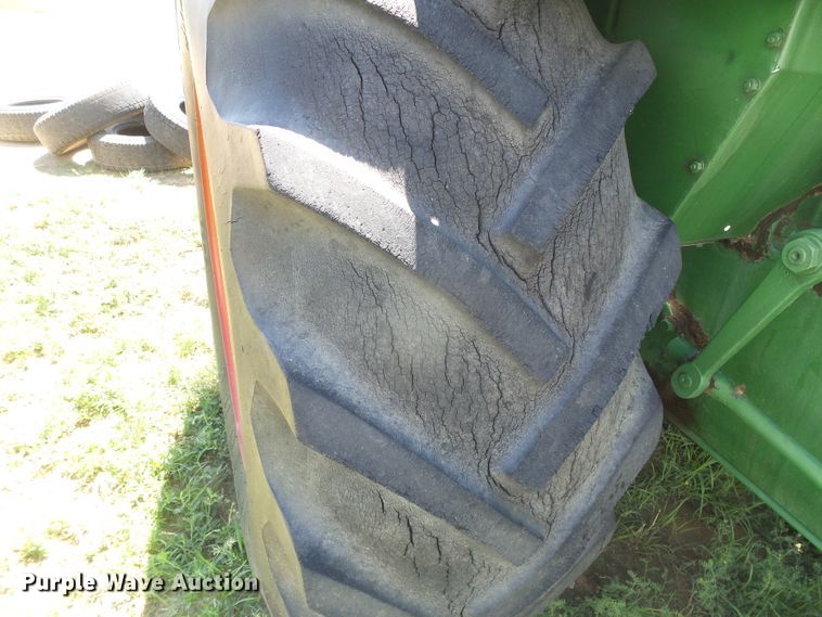 image for item DD0416 1941 Oliver 99  tractor