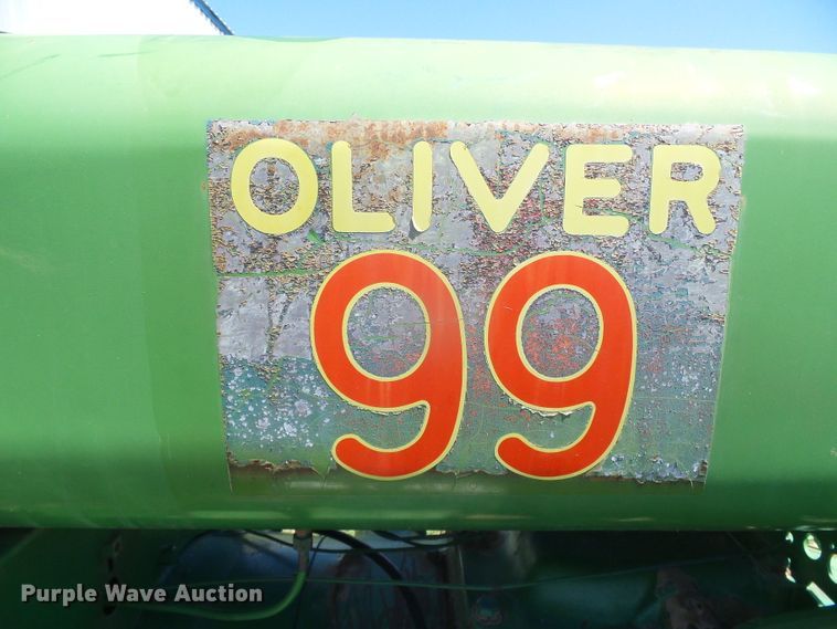 image for item DD0416 1941 Oliver 99  tractor