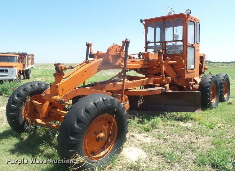 image for item DD0418 1962 Caterpillar 112E  motor grader
