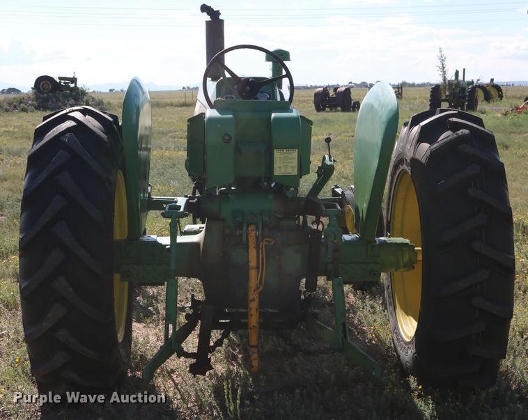 image for item DD5397 1960 John Deere 435  tractor