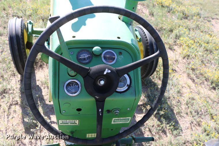 image for item DD5397 1960 John Deere 435  tractor