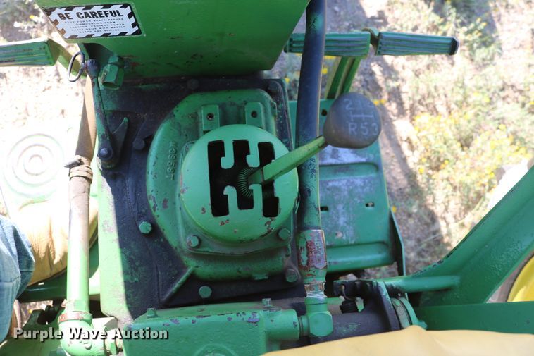 image for item DD5397 1960 John Deere 435  tractor