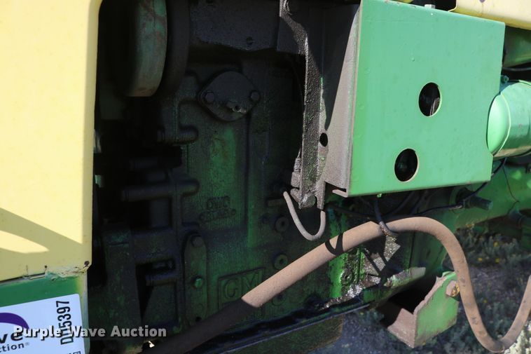 image for item DD5397 1960 John Deere 435  tractor