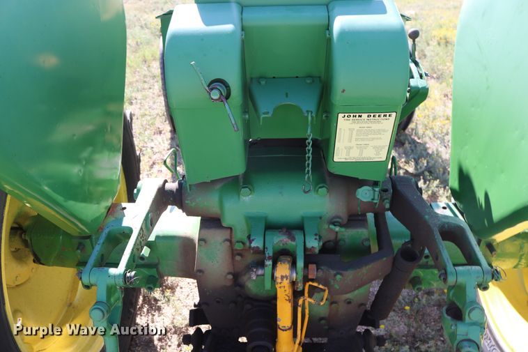 image for item DD5397 1960 John Deere 435  tractor