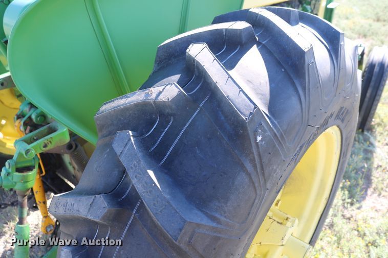 image for item DD5397 1960 John Deere 435  tractor