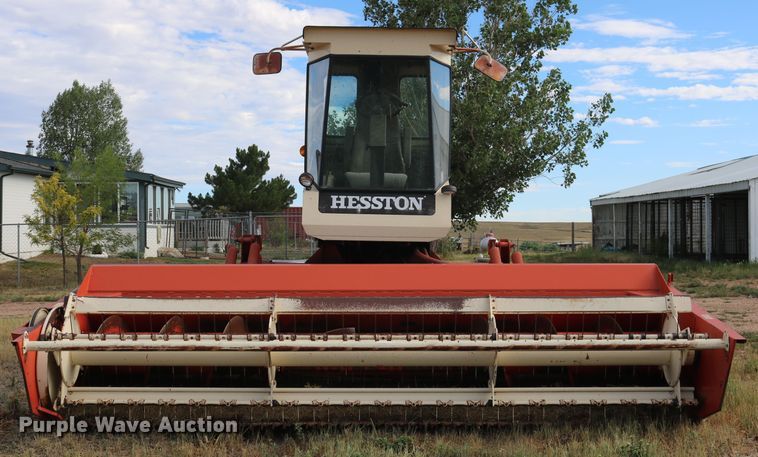 image for item DD6135 Hesston 6600  windrower