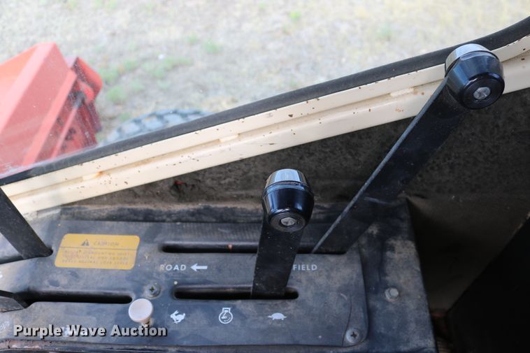 image for item DD6135 Hesston 6600  windrower