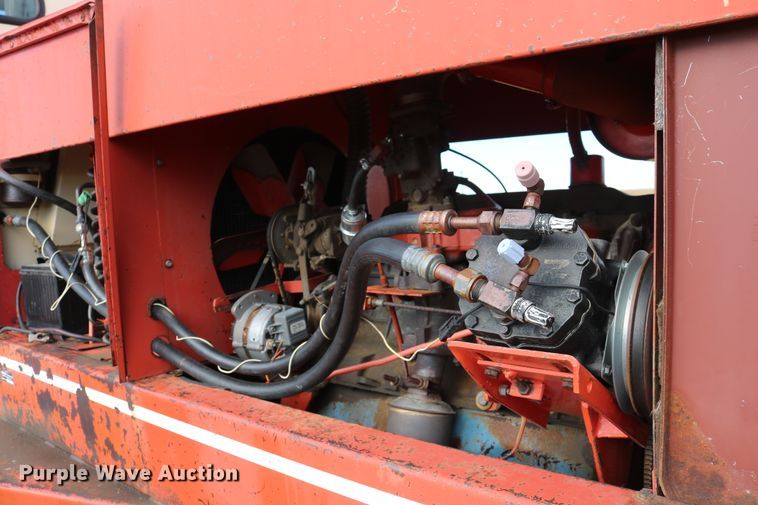 image for item DD6135 Hesston 6600  windrower