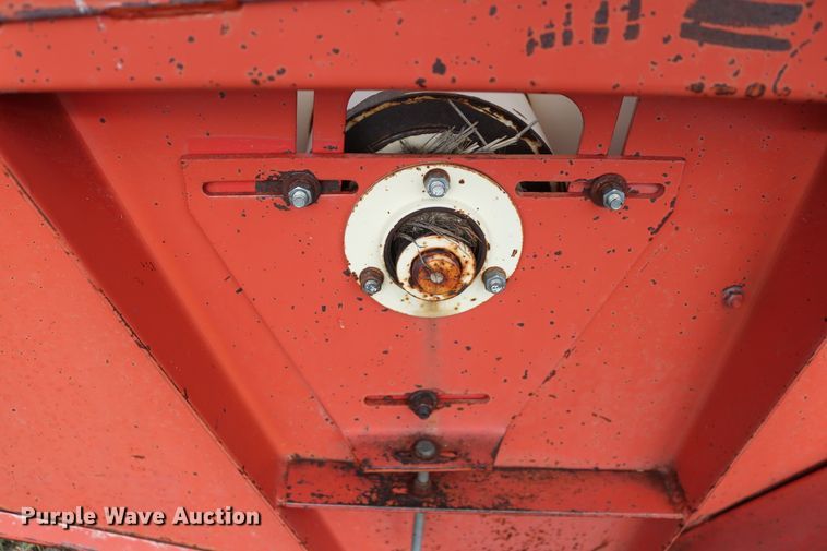 image for item DD6135 Hesston 6600  windrower