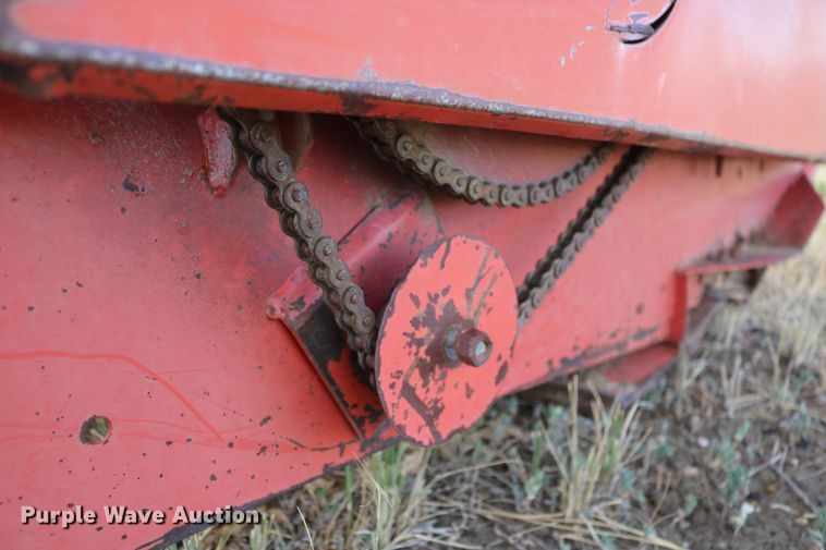 image for item DD6135 Hesston 6600  windrower