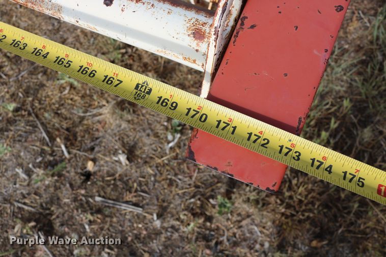 image for item DD6135 Hesston 6600  windrower