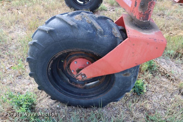 image for item DD6135 Hesston 6600  windrower