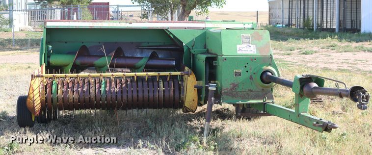 image for item DD6136 1985 John Deere 347  small square baler