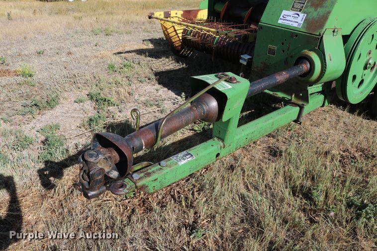 image for item DD6136 1985 John Deere 347  small square baler