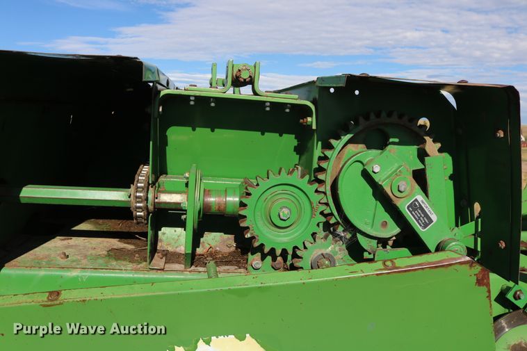 image for item DD6136 1985 John Deere 347  small square baler