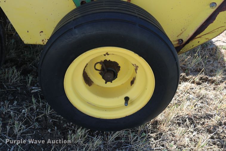 image for item DD6136 1985 John Deere 347  small square baler