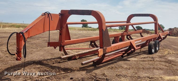 image for item DE6981 Savage Bale Shuttle hay bale mover