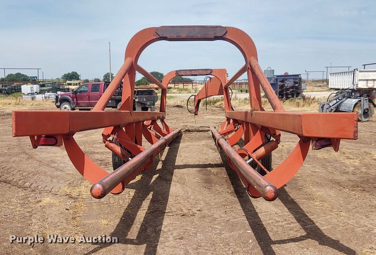 image for item DE6981 Savage Bale Shuttle hay bale mover