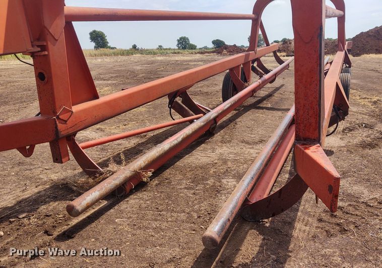 image for item DE6981 Savage Bale Shuttle hay bale mover