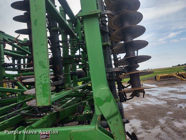 image for item DE7029 John Deere 2310 mulch finisher