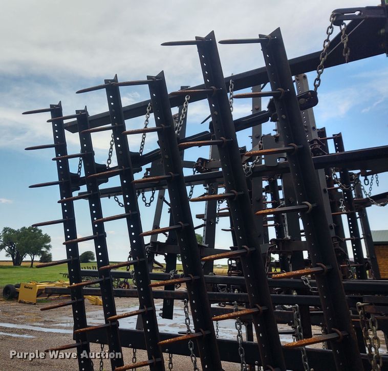 image for item DE7029 John Deere 2310 mulch finisher