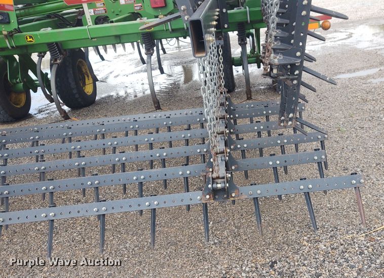 image for item DE7029 John Deere 2310 mulch finisher