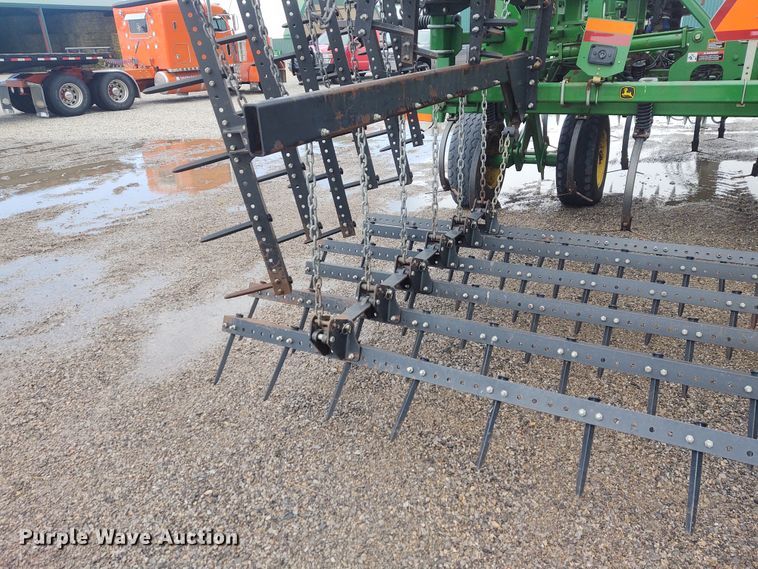 image for item DE7029 John Deere 2310 mulch finisher