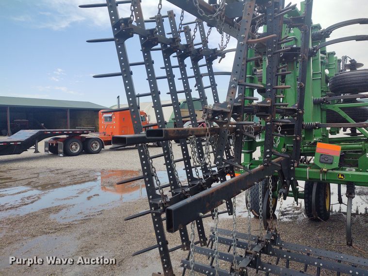 image for item DE7029 John Deere 2310 mulch finisher