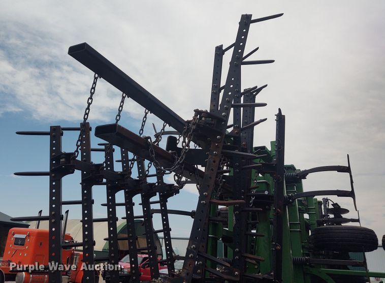 image for item DE7029 John Deere 2310 mulch finisher