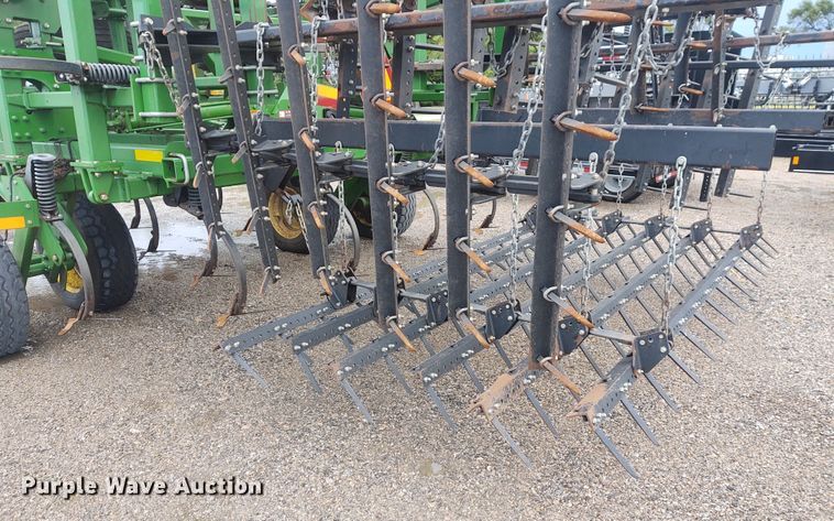 image for item DE7029 John Deere 2310 mulch finisher