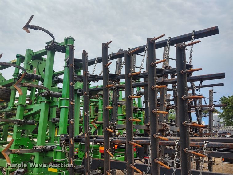 image for item DE7029 John Deere 2310 mulch finisher