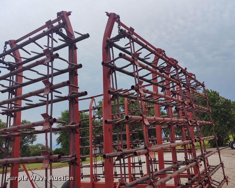 image for item DE7030 McFarlane HDL-1040-16 spike tooth harrow