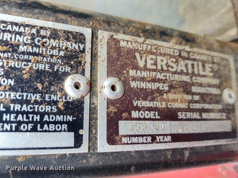 image for item DE7047 1980 Versatile 555  4WD tractor