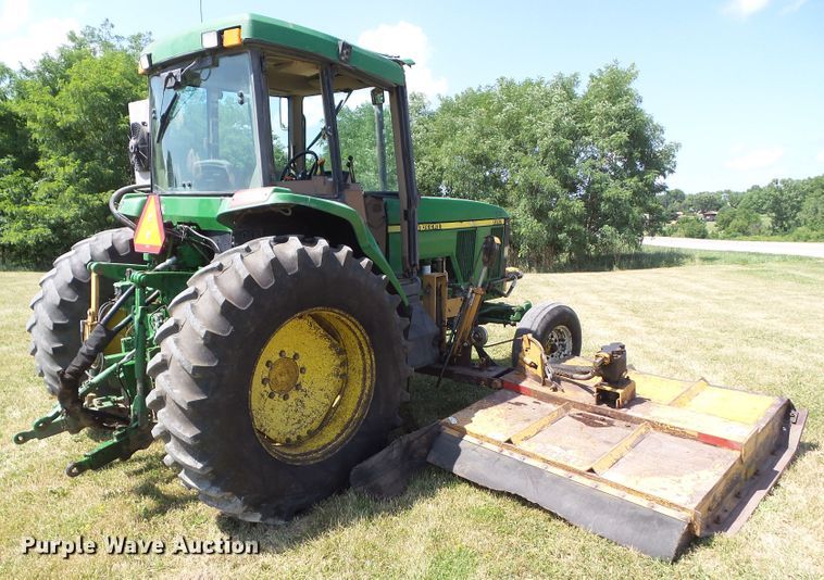 image for item DF0849 2000 John Deere 7210  tractor