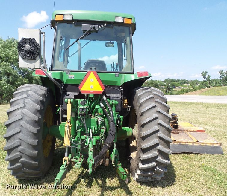 image for item DF0849 2000 John Deere 7210  tractor